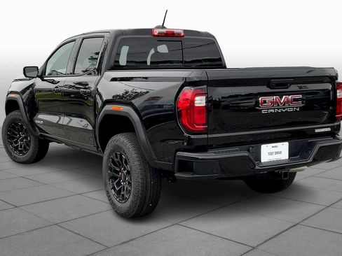 New 2026 GMC Canyon Elevation w/ Convenience Package image 12