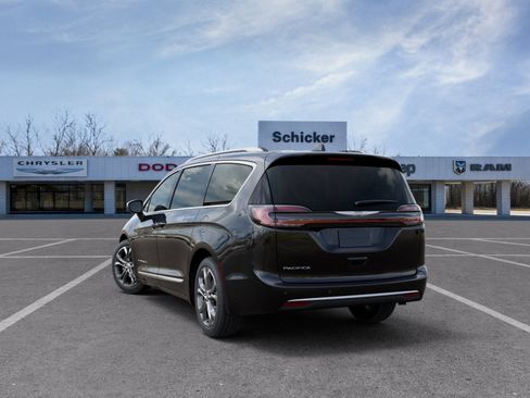 New 2026 Chrysler Pacifica Pinnacle FWD image 33