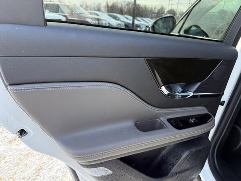 Used 2024 Lincoln Corsair Reserve w/ Equipment Group 201A image 28