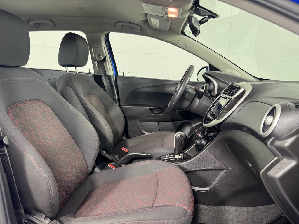 Used 2019 Chevrolet Sonic LT w/ Convenience Package FWD image 23