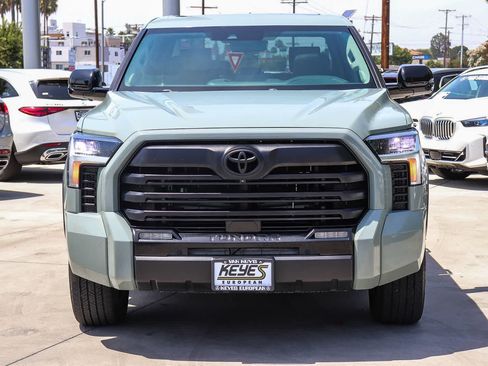 Used 2024 Toyota Tundra Limited AWD/4WD image 6