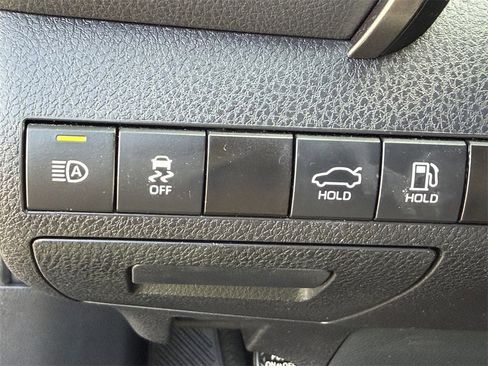 Used 2023 Toyota Camry LE image 23