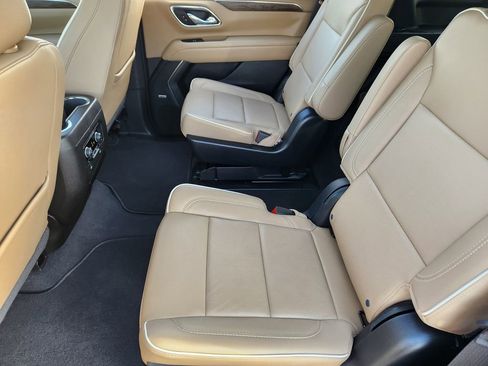 Used 2023 Chevrolet Tahoe Premier w/ Premium Package image 29