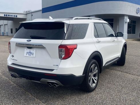 Used 2020 Ford Explorer Platinum w/ Premium Technology Package image 7