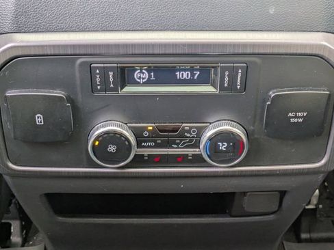 Used 2023 Ford Expedition Max Platinum AWD/4WD image 15