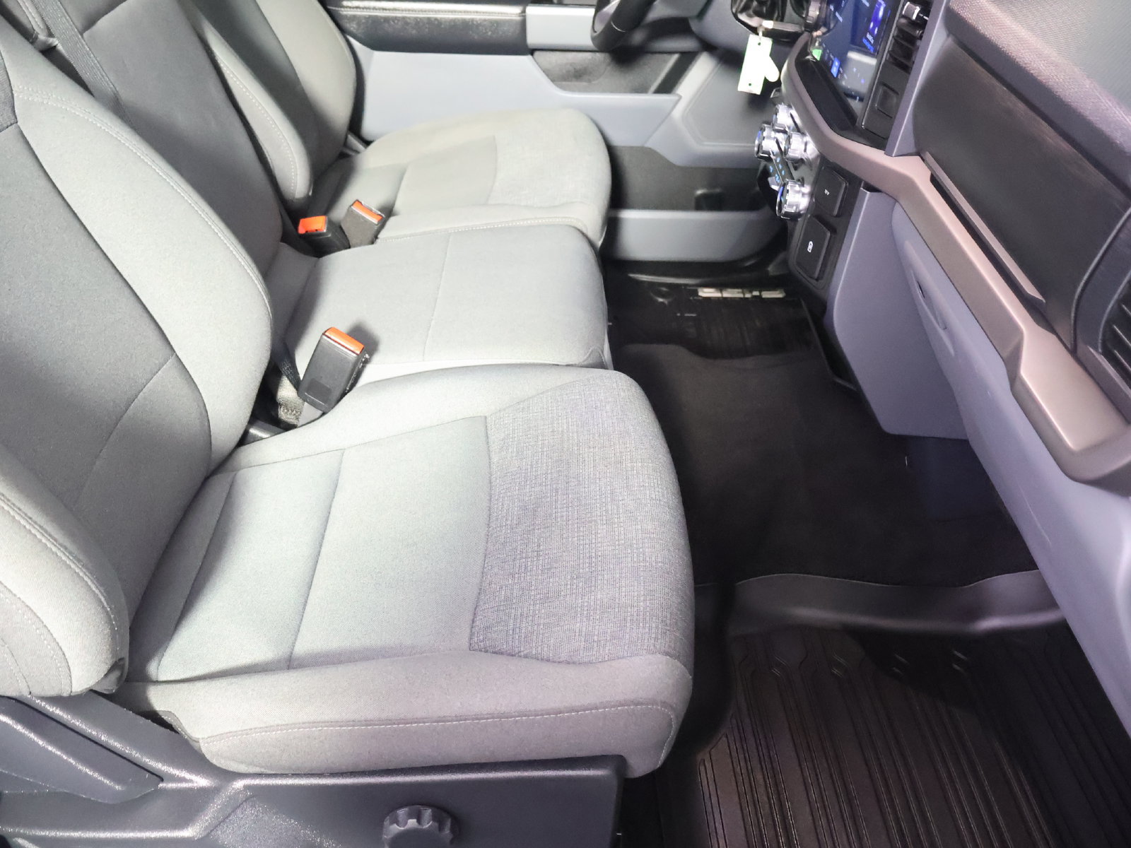 Used 2024 Ford F150 XLT RWD image 54
