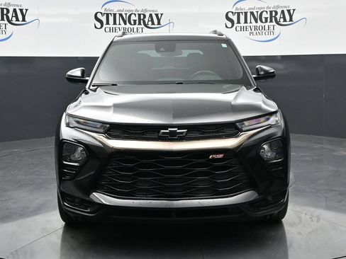 Certified 2023 Chevrolet TrailBlazer RS FWD image 2