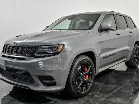 Used 2019 Jeep Grand Cherokee SRT AWD/4WD image 5