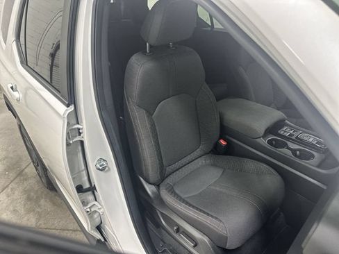 Used 2026 Honda Pilot Sport image 19