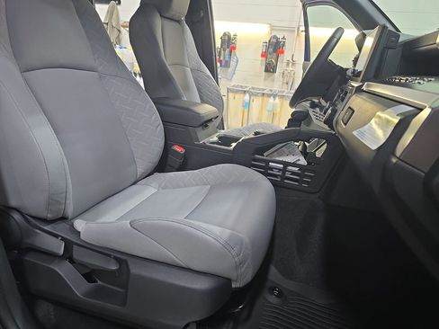 Used 2025 Toyota Tacoma SR5 image 12