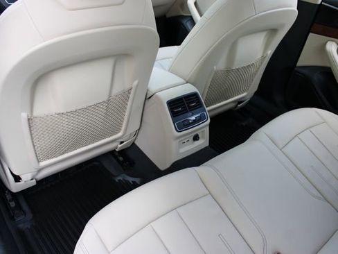 Used 2021 Audi A4 2.0T Premium Plus image 10