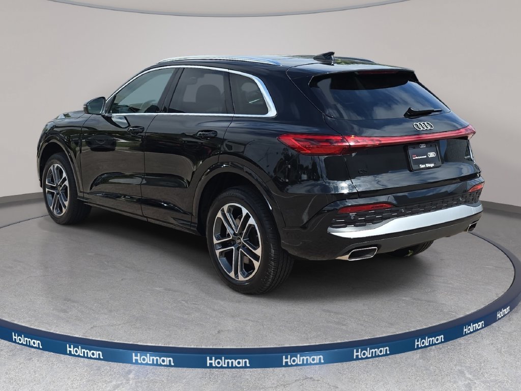 Certified 2025 Audi Q5 Premium w/ Convenience Package AWD/4WD image 7