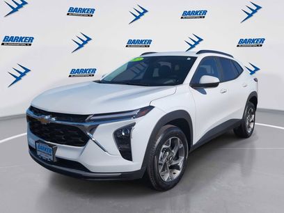 Used 2025 Chevrolet Trax LT w/ LT Convenience Package