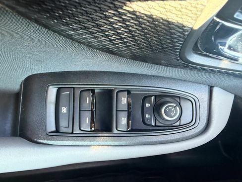 Used 2023 Subaru Outback Premium AWD/4WD image 22
