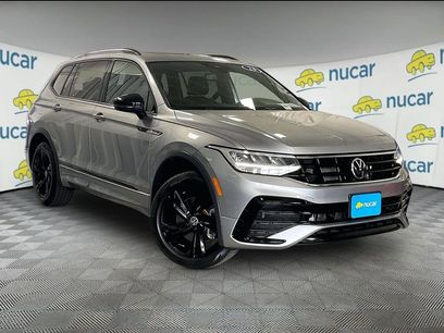 Used 2023 Volkswagen Tiguan SE R-Line