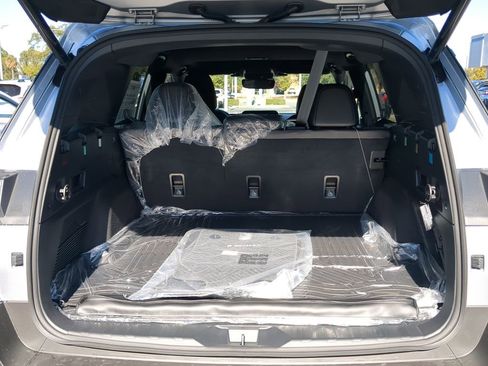 New 2026 Subaru Outback Limited AWD/4WD image 9