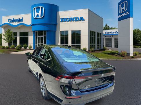 Used 2024 Honda Accord EX image 4