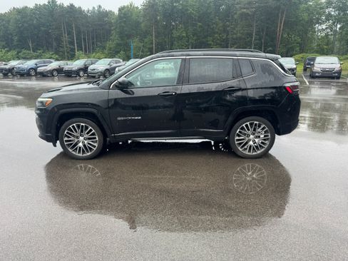 Used 2022 Jeep Compass Limited w/ Elite Group AWD/4WD image 8