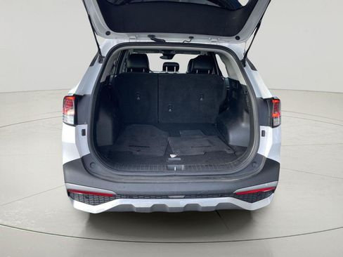 Used 2023 Kia Sportage EX AWD/4WD image 9
