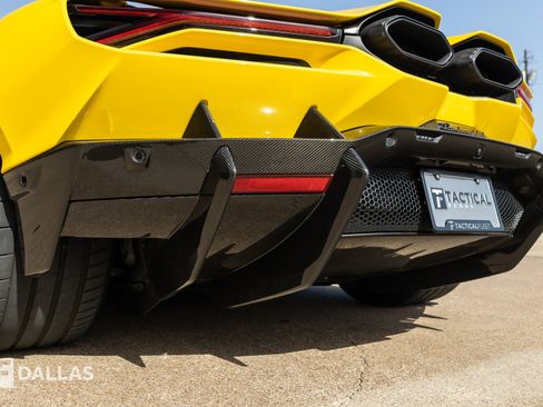 Used 2024 Lamborghini Revuelto AWD/4WD image 25