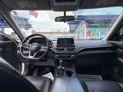 Used 2019 Nissan Altima 2.5 SR w/ SR Premium Package FWD image 19