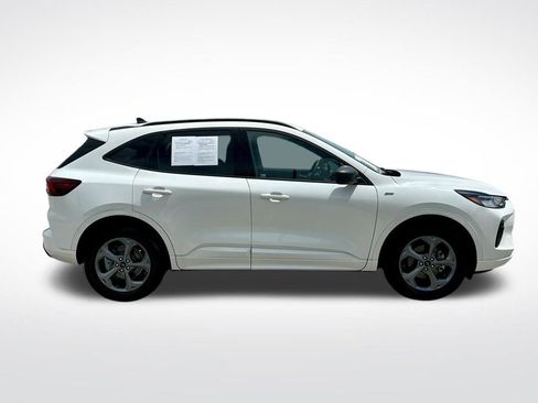 Used 2023 Ford Escape ST-Line w/ Tech Pack #1 AWD/4WD image 4