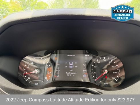 Used 2022 Jeep Compass Latitude w/ Sun and Sound Group AWD/4WD image 15