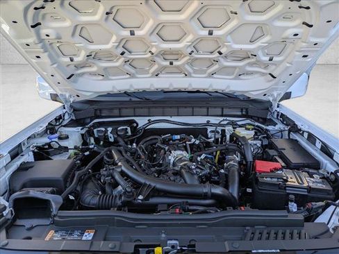 New 2025 Ford Bronco Outer Banks image 17