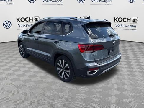Used 2023 Volkswagen Taos SE AWD/4WD image 6