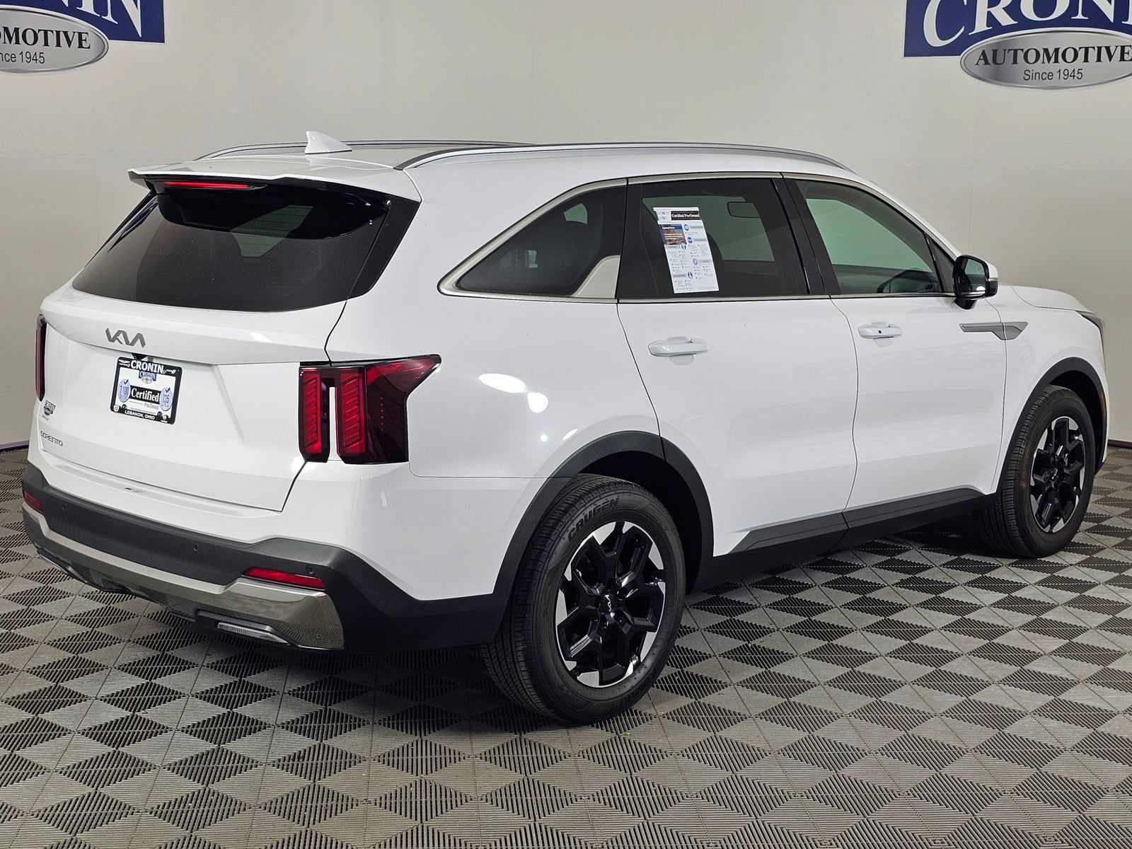 Used 2024 Kia Sorento S w/ Panoramic Sunroof Package FWD image 33