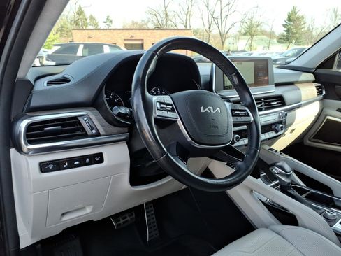 Used 2022 Kia Telluride SX w/ SX Prestige Package AWD/4WD image 14