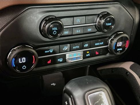 Certified 2024 Ford Bronco Outer Banks AWD/4WD image 23