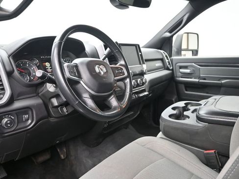 Used 2023 RAM 2500 Big Horn w/ Level 1 Equipment Group image 10