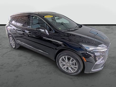 Used 2024 Buick Enclave Essence w/ Experience Buick Package image 4