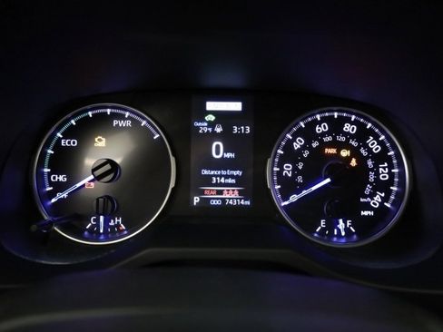 Used 2020 Toyota RAV4 XLE image 15