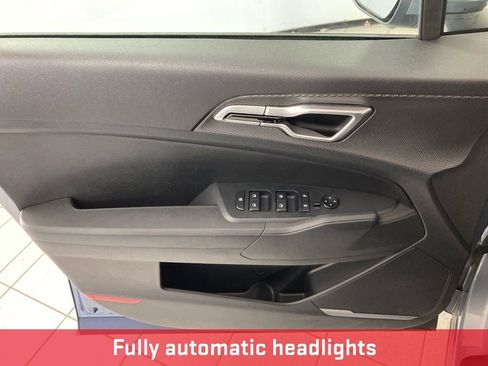 Used 2025 Kia Sportage LX image 13