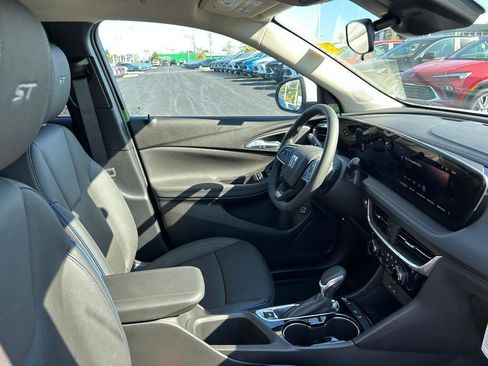 New 2026 Buick Encore GX Sport Touring w/ Advanced Technology Package image 19
