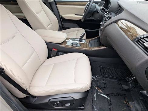 Used 2017 BMW X3 sDrive28i RWD image 22