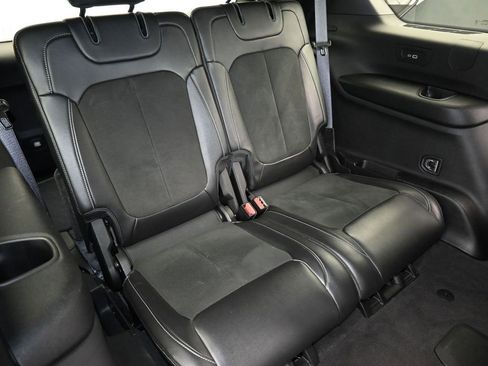 Used 2021 Jeep Grand Cherokee L Laredo image 42