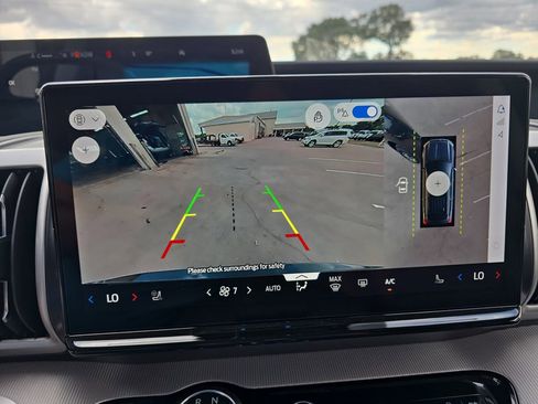 New 2025 Ford Expedition Max Active RWD image 31