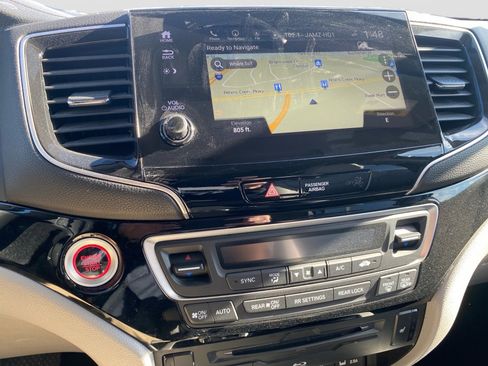 Used 2020 Honda Pilot Touring image 20