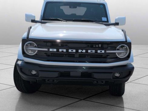 New 2026 Ford Bronco Outer Banks AWD/4WD image 2