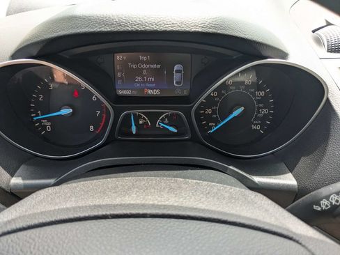 Used 2017 Ford Escape SE w/ Equipment Group 201A FWD image 30
