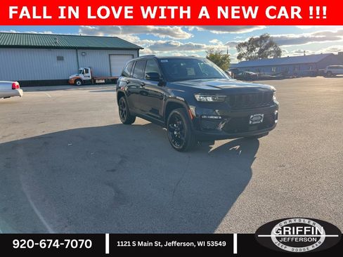 New 2025 Jeep Grand Cherokee Limited w/ Luxury Tech Group II image 6