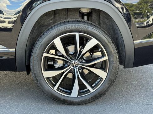 New 2026 Volkswagen Atlas SEL Premium R-Line AWD/4WD image 10