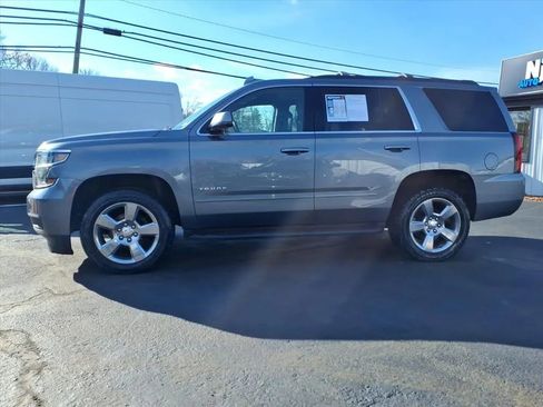 Used 2019 Chevrolet Tahoe LS w/ All-Season Package image 6