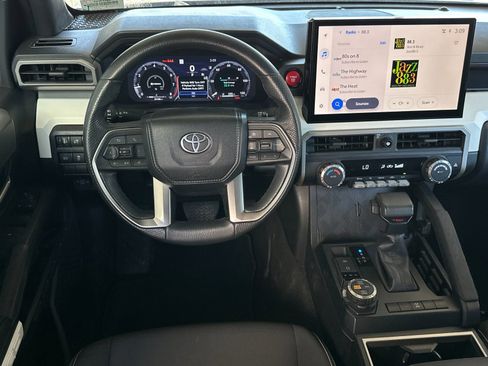 Used 2024 Toyota Tacoma TRD Off-Road AWD/4WD image 13