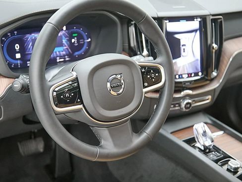 Certified 2025 Volvo XC60 T8 Ultra w/ Protection Package Premier image 14