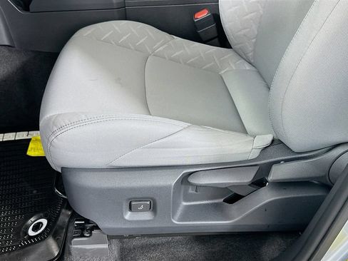 Certified 2026 Toyota Tacoma SR5 AWD/4WD image 19