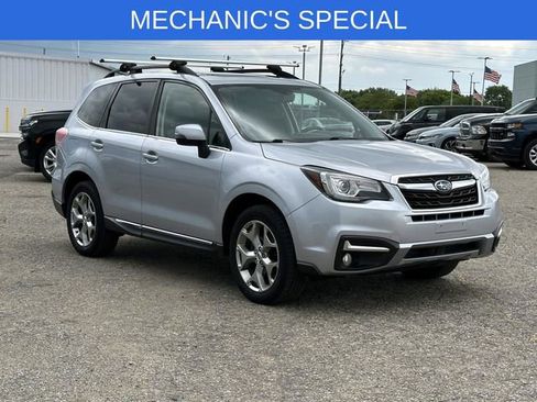 Used 2017 Subaru Forester 2.5i Touring AWD/4WD image 6